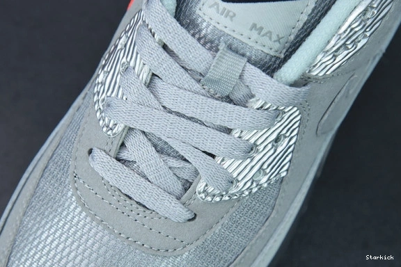  DC4466-001 Air Nike O-W 90 Moscow Max 0918